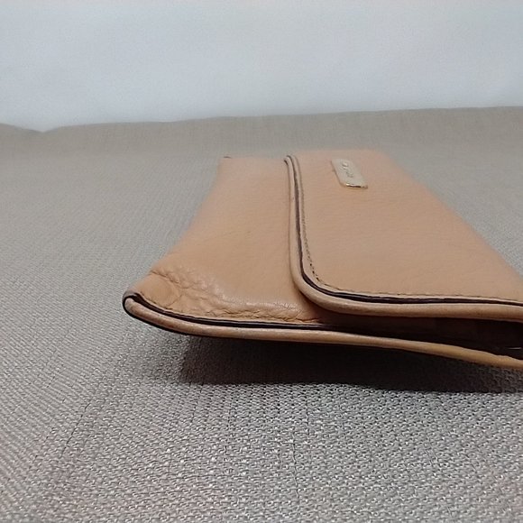 VINTAGE MICHAEL KORS TAN SLIM WALLET - Picture 6 of 10